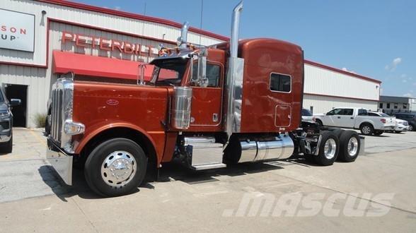 Peterbilt 389 Vilcēji
