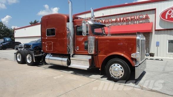 Peterbilt 389 Vilcēji