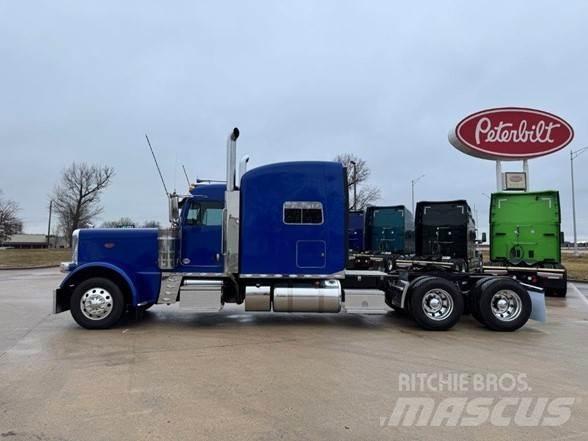 Peterbilt 389 Vilcēji