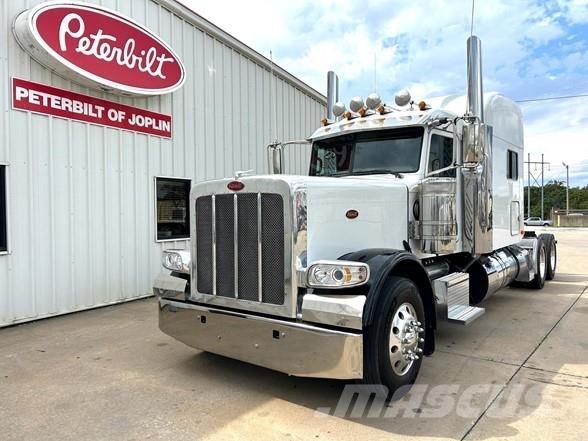 Peterbilt 389 Vilcēji