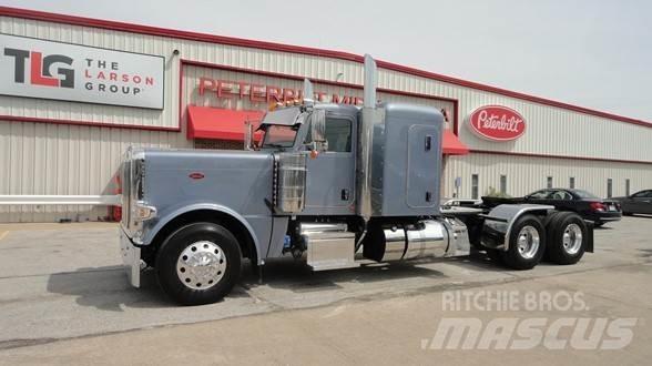 Peterbilt 389 Vilcēji