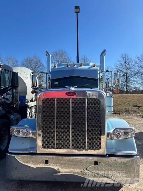 Peterbilt 389 Vilcēji