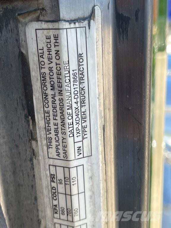 Peterbilt 389 Vilcēji