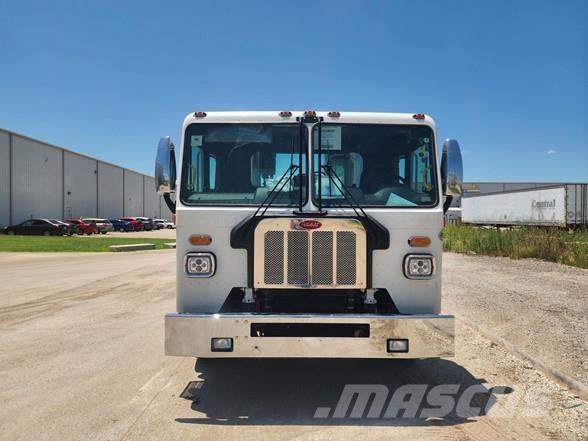 Peterbilt 520 Atkritumu izvešanas transports