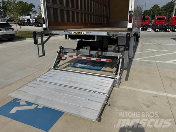 Peterbilt 536 Furgons