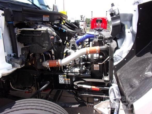 Peterbilt 536 Furgons