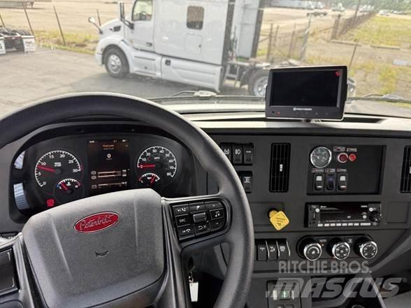 Peterbilt 537 Atkritumu izvešanas transports