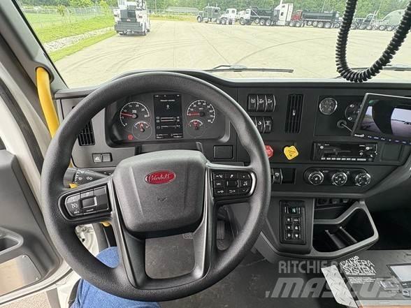Peterbilt 548 Pašizgāzējs