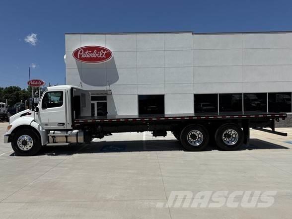 Peterbilt 548 Platformas/izkraušana no sāniem