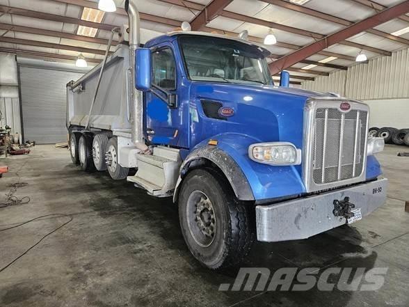 Peterbilt 567 Pašizgāzējs