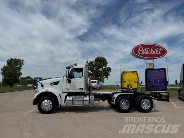 Peterbilt 567 Vilcēji