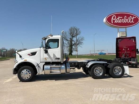 Peterbilt 567 Vilcēji