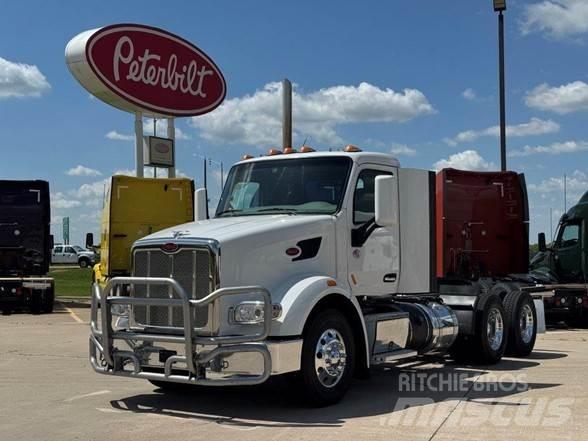 Peterbilt 567 Vilcēji