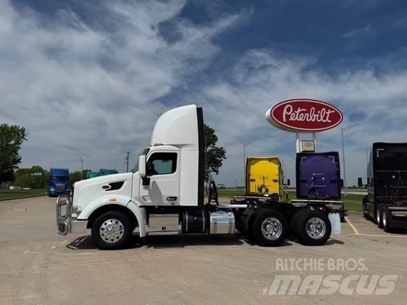 Peterbilt 567 Vilcēji