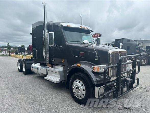 Peterbilt 567 Vilcēji