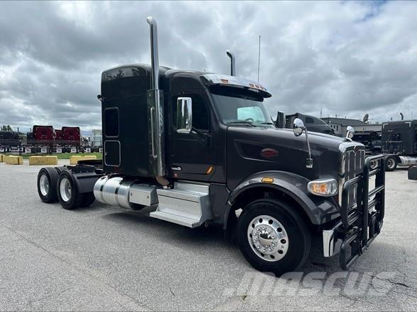 Peterbilt 567 Vilcēji