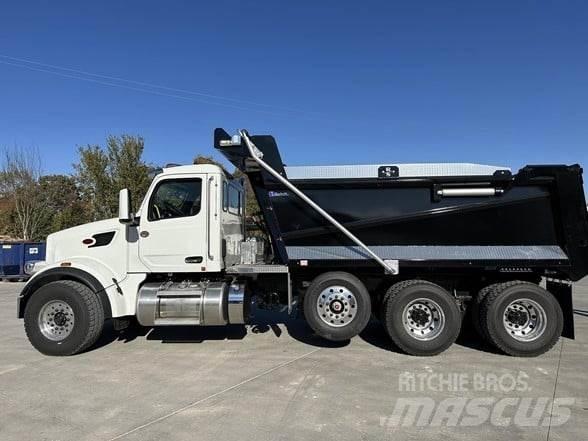 Peterbilt 567 Pašizgāzējs