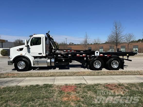 Peterbilt 567 Atkritumu izvešanas transports