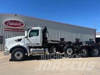 Peterbilt 567 Atkritumu izvešanas transports