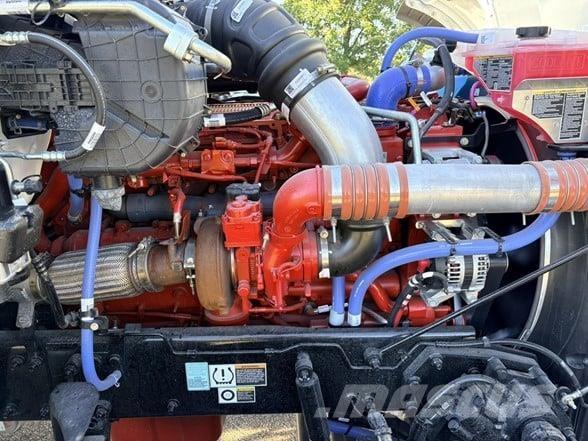 Peterbilt 567 Pašizgāzējs