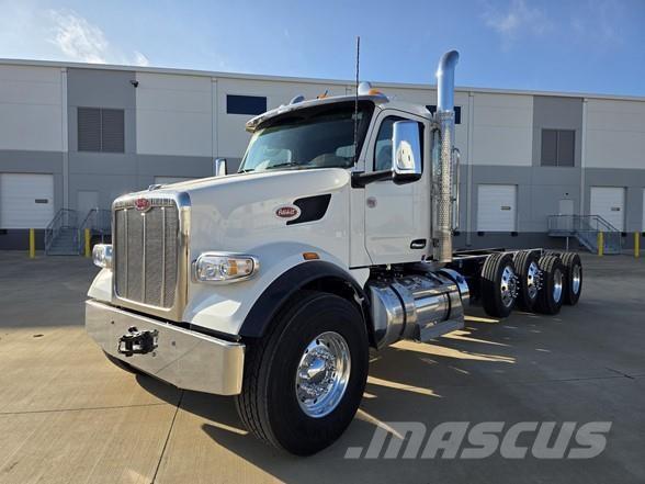 Peterbilt 567 Pašizgāzējs