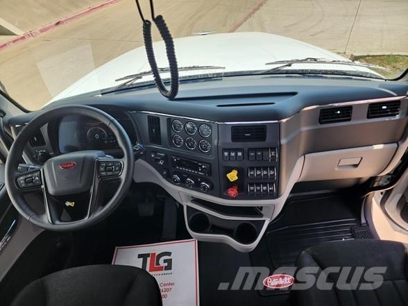 Peterbilt 567 Vilcēji