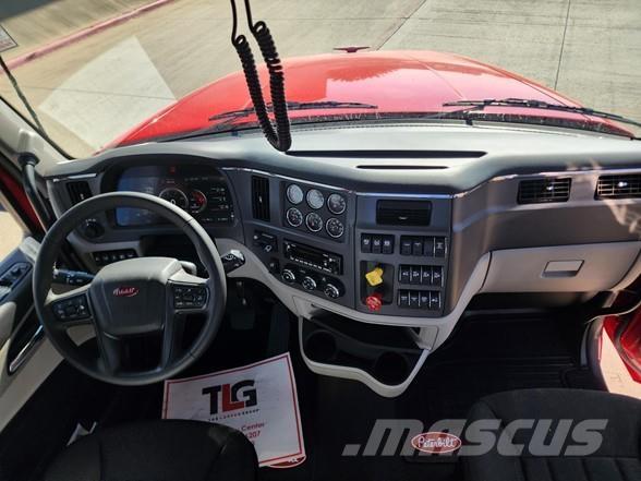 Peterbilt 567 Vilcēji