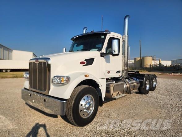 Peterbilt 567 Vilcēji