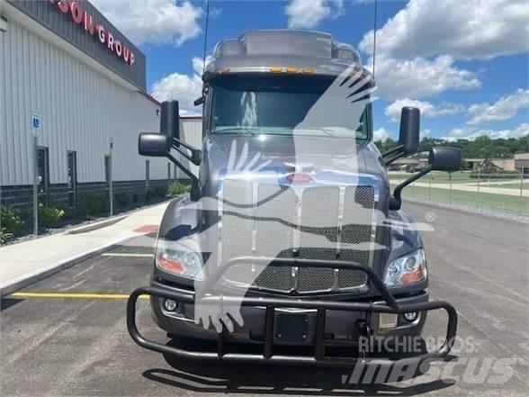 Peterbilt 579 Vilcēji