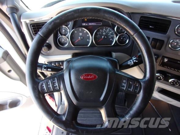 Peterbilt 579 Vilcēji