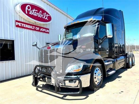 Peterbilt 579 Vilcēji