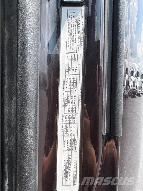 Peterbilt 579 Vilcēji