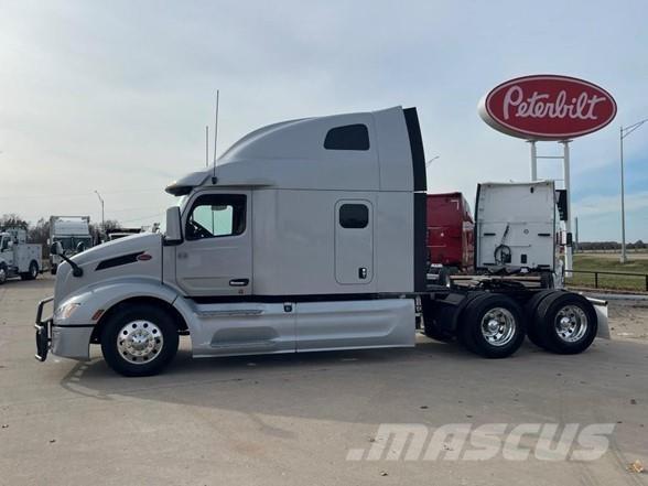 Peterbilt 579 Vilcēji