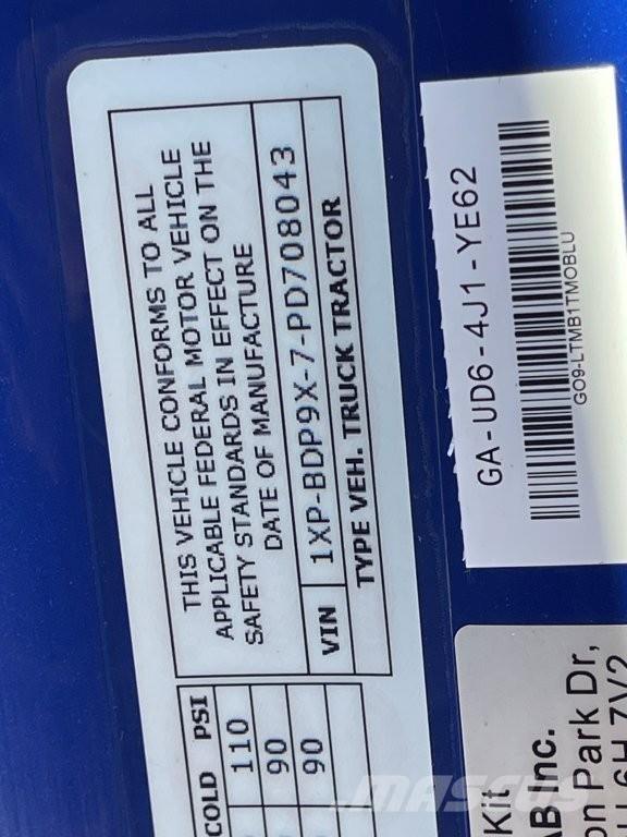 Peterbilt 579 Vilcēji