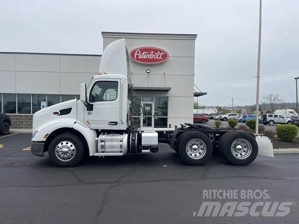 Peterbilt 579 Vilcēji