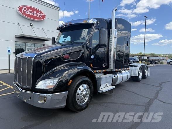 Peterbilt 579 Vilcēji