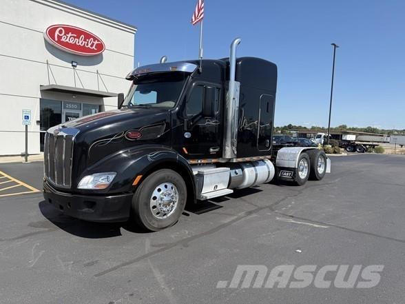 Peterbilt 579 Vilcēji