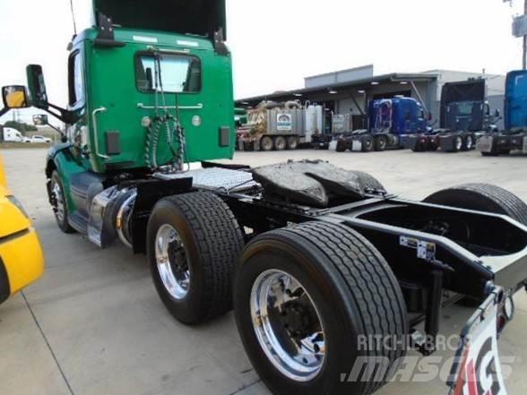 Peterbilt 579 Vilcēji