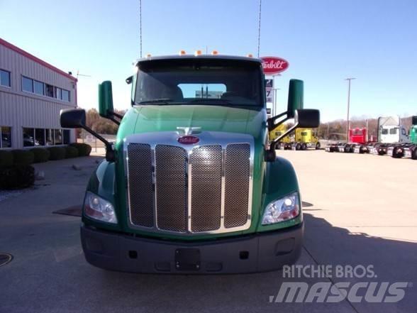 Peterbilt 579 Vilcēji