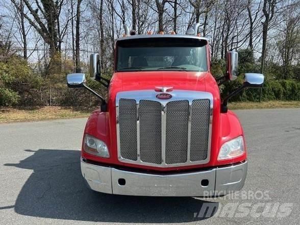 Peterbilt 579 Vilcēji