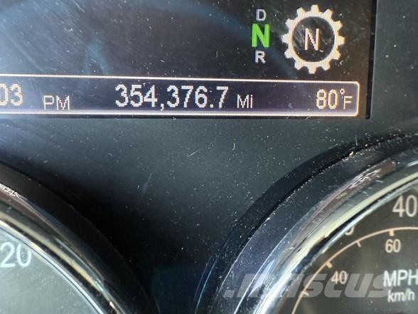 Peterbilt 579 Vilcēji