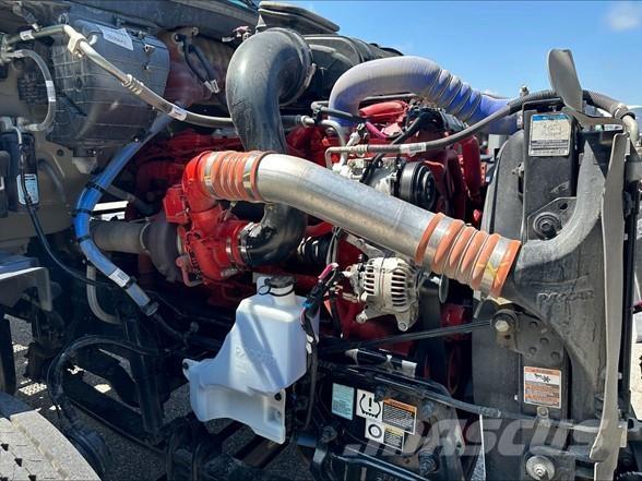 Peterbilt 579 Vilcēji