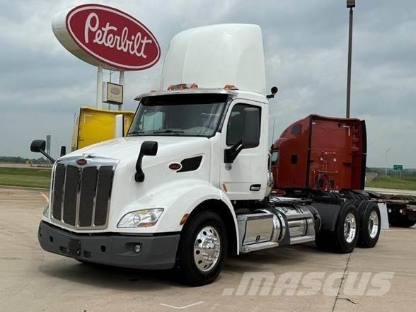 Peterbilt 579 Vilcēji