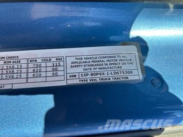 Peterbilt 579 Vilcēji