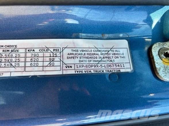 Peterbilt 579 Vilcēji