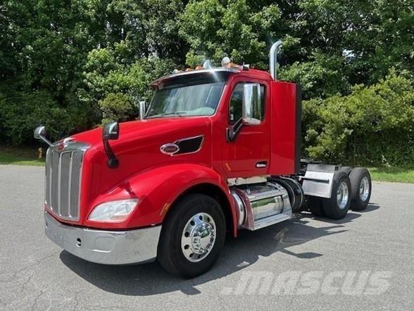 Peterbilt 579 Vilcēji