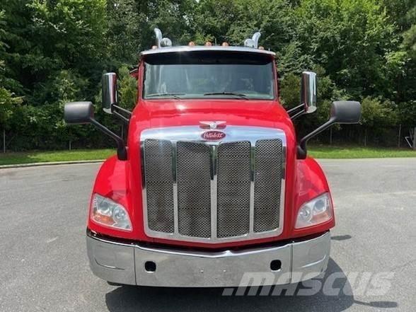 Peterbilt 579 Vilcēji