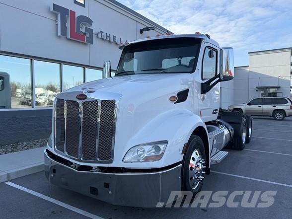 Peterbilt 579 Vilcēji