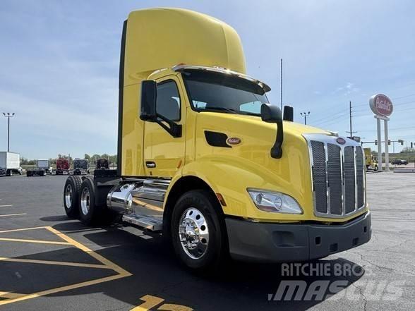 Peterbilt 579 Vilcēji