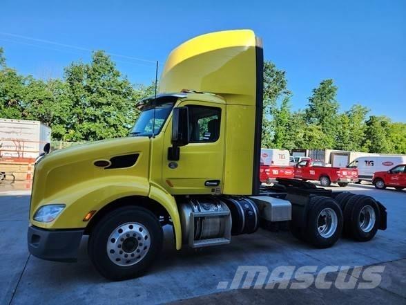 Peterbilt 579 Vilcēji